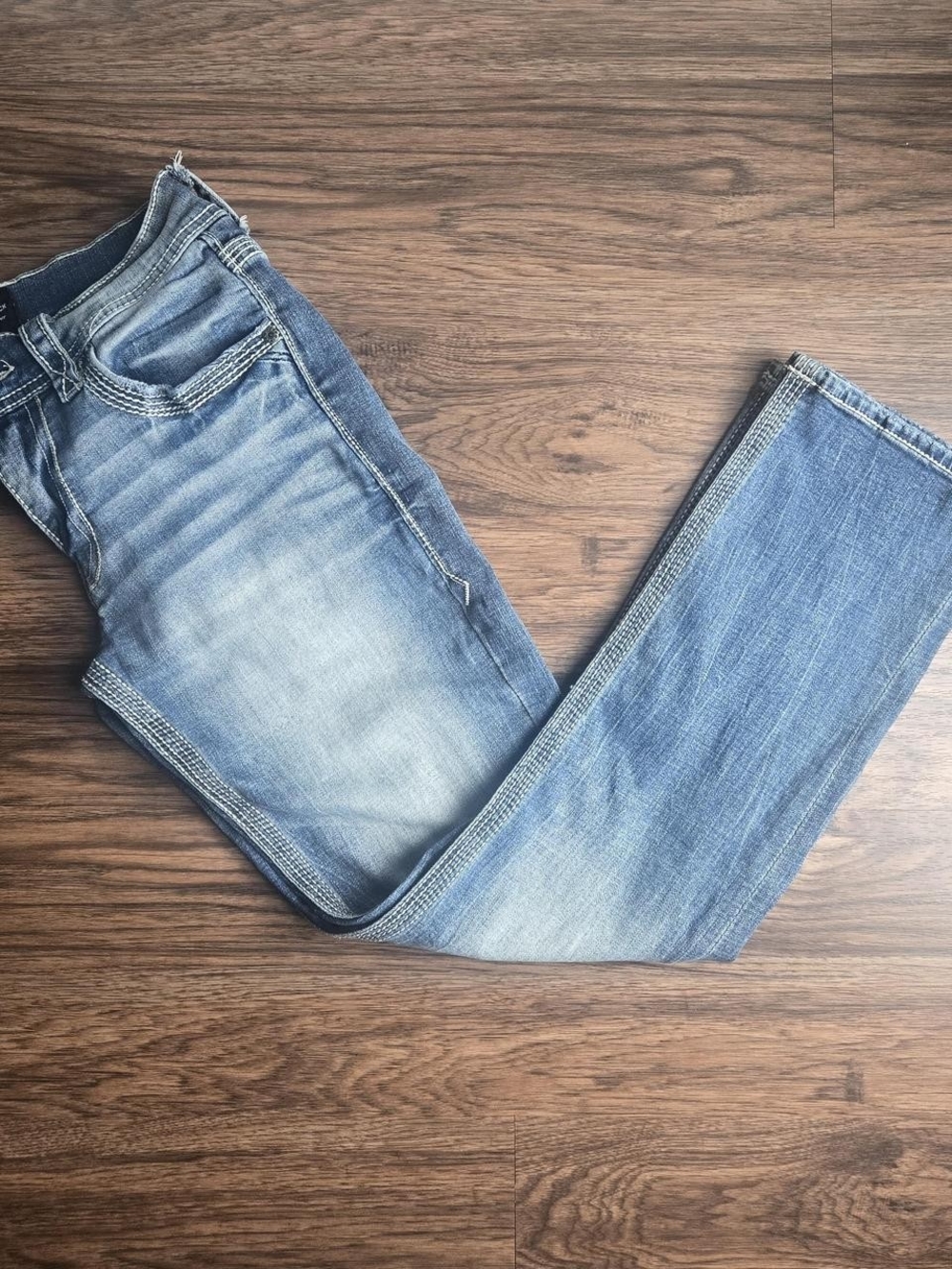 Buckle Black Fit No.9 Straight Blue Jeans